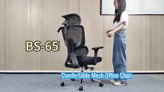 Hochwertiger, ergonomischer Netz-Bürostuhl für lange Arbeitsstunden.