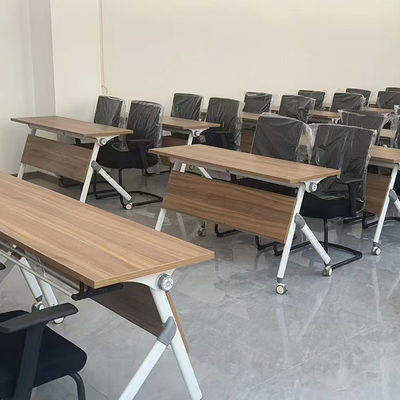 Holzklappkonferenz Schullehrer Mitarbeiter Schulungstisch mit Rädern