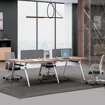 Neue Büroarbeitsplätze Modulares Büro Holztisch 4 Personen Schreibtisch mit Trennwand